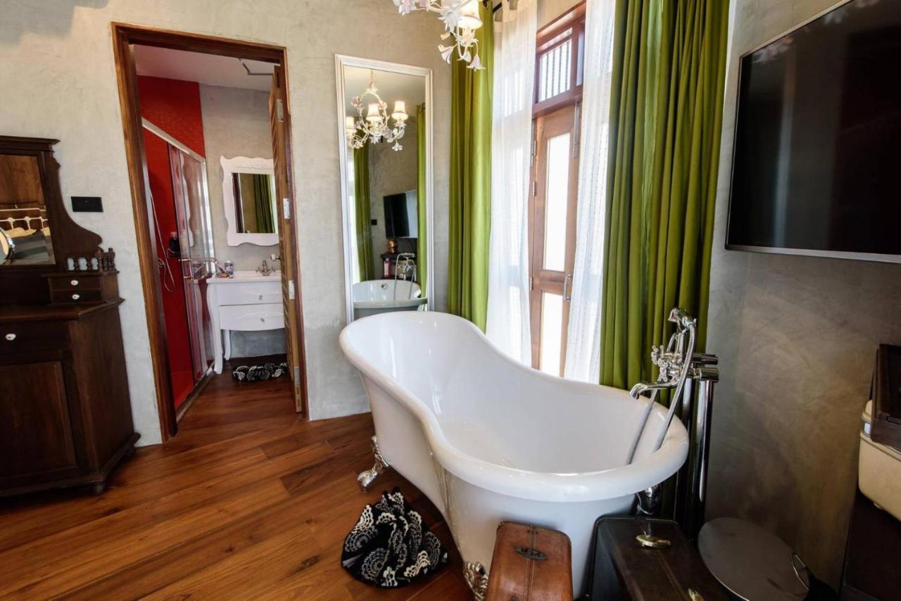 Roomquest Rimrabeang At Amphawa Eksteriør bilde