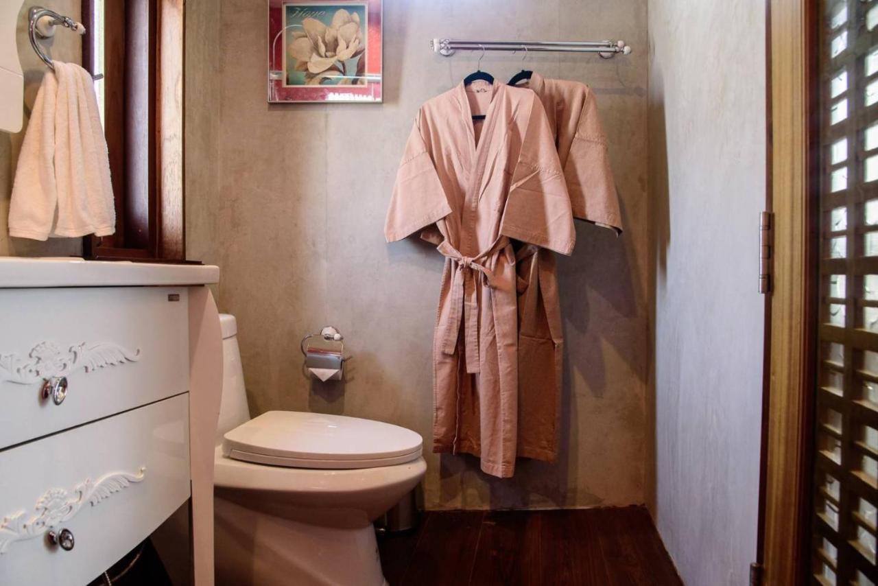 Roomquest Rimrabeang At Amphawa Eksteriør bilde