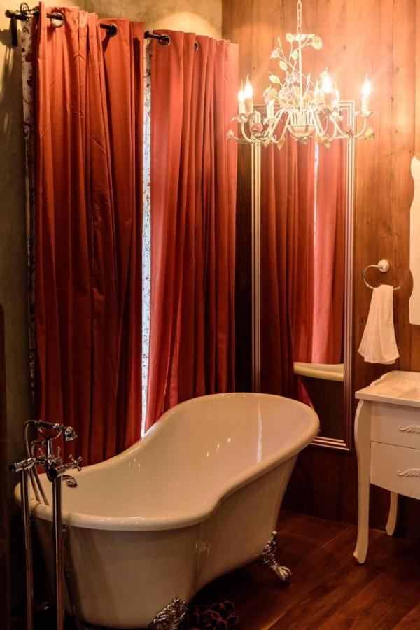 Roomquest Rimrabeang At Amphawa Eksteriør bilde